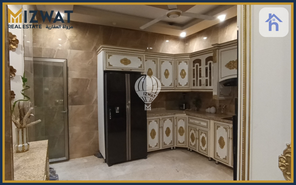 Spacious Family Home in Baghdad Image 4