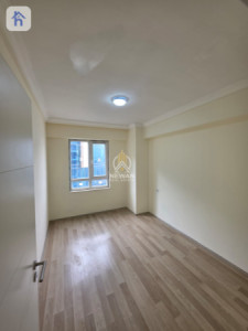 Modern 3BR Apartment in Central Location Image 4