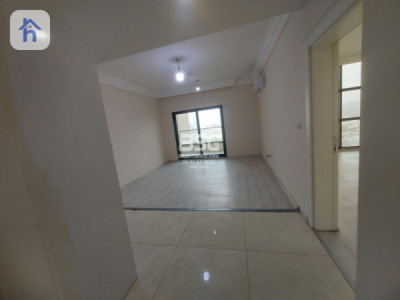 Cozy One-Bedroom Apartment for Rent Resim 5