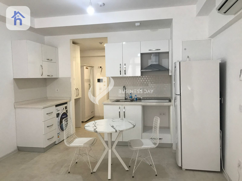 Furnished Studio in Empire Pearl Towers Resim 2