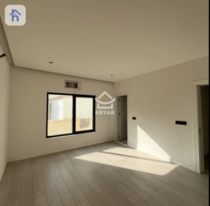 Luxurious Villa in Spanish Village Image 11