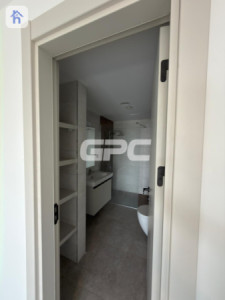 Compact apartment in Rami Towers image 4