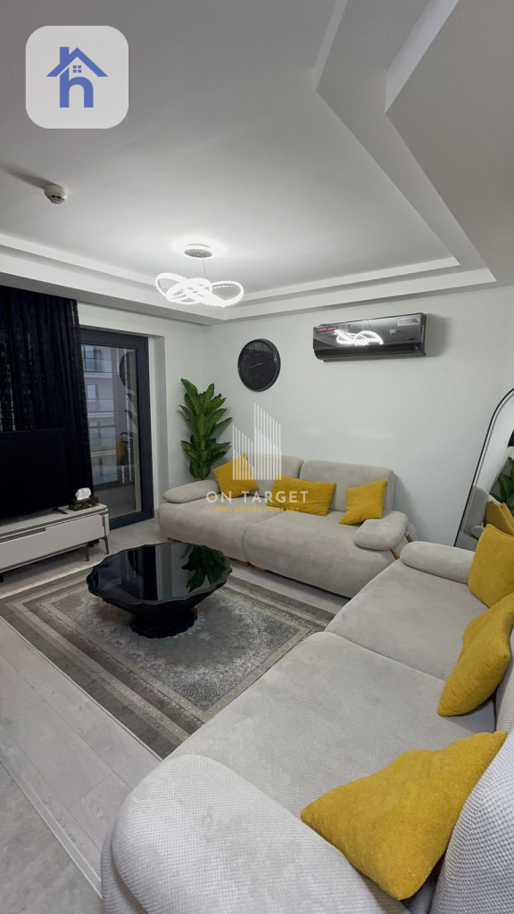 Cozy apartment with stunning views