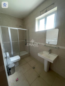 Spacious House in English Village Image 12
