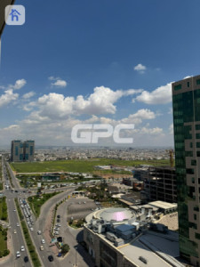 شوقەیەکی ئارام و یەک ژووری نوستن لەگەڵ دیمەنێکی جوان وێنە 9