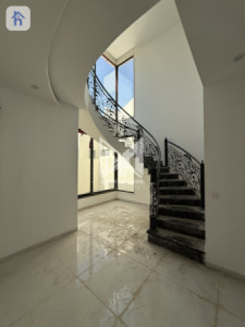 VIP House Image 9