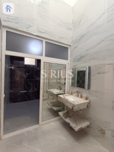 منزل عائلي مع غرف واسعة image 21