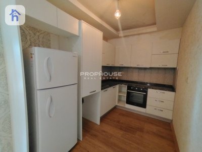 شوقەیەکی ئارام بۆ یەک ژووری نوستن لەگەڵ دیمەنێکی جوان وێنە 4