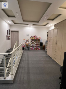 House Opposite Garden image 10