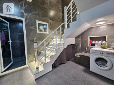 منزل مقابل الحديقة صورة 12