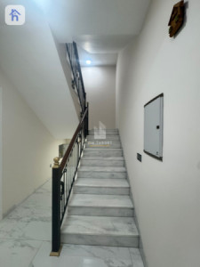 Spacious House For Rent image 11