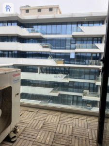 Modern 1 Bedroom Apartment in Prime Location Image 4