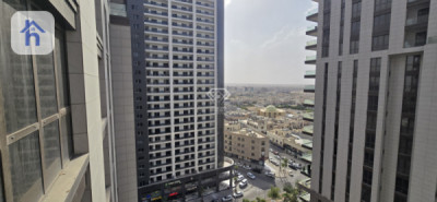 Modern 3BR apartment in prime location Image 12