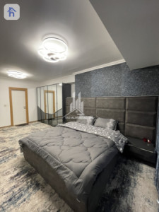 Luxurious Apartment in Roya Tower Image 7