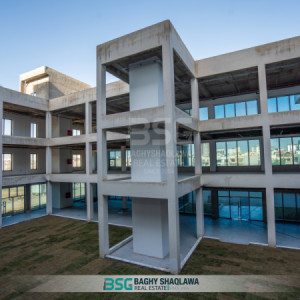 Spacious Commercial Building for Lease image 14