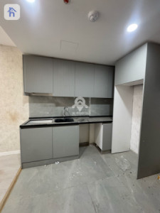 Modern Apartment in Queen Tower image 1