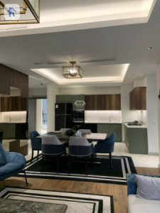 Luxury Apartment image 2