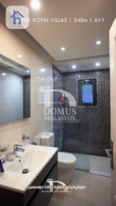 Luxurious Villa in Prime Location Image 17
