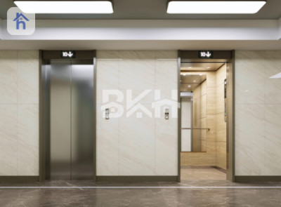 Luxury Apartment image 13