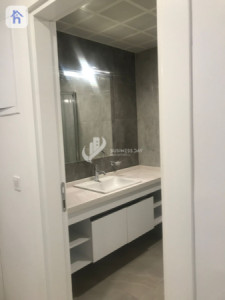 Furnished Studio in Empire Pearl Towers Resim 3