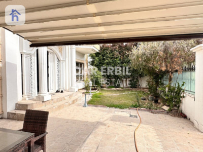 Modern Villa with Spacious Layout Image 23