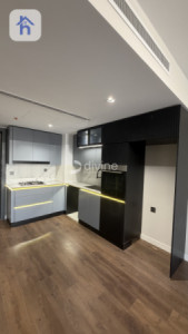 شقة استوديو مشرقة في موقع متميز image 1