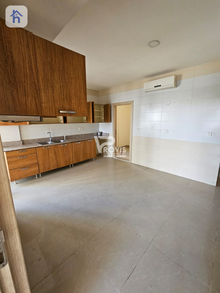 Spacious 3 Bedroom Apartment in Erbil