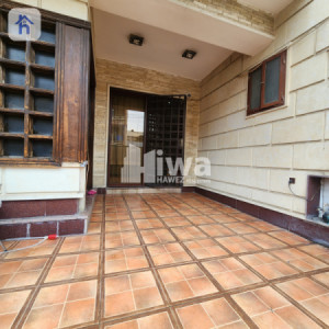 Spacious Family Home in Bakhtyari Image 4