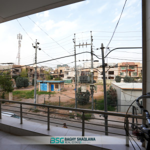 خانوو بەرامبەر باخچە image 2