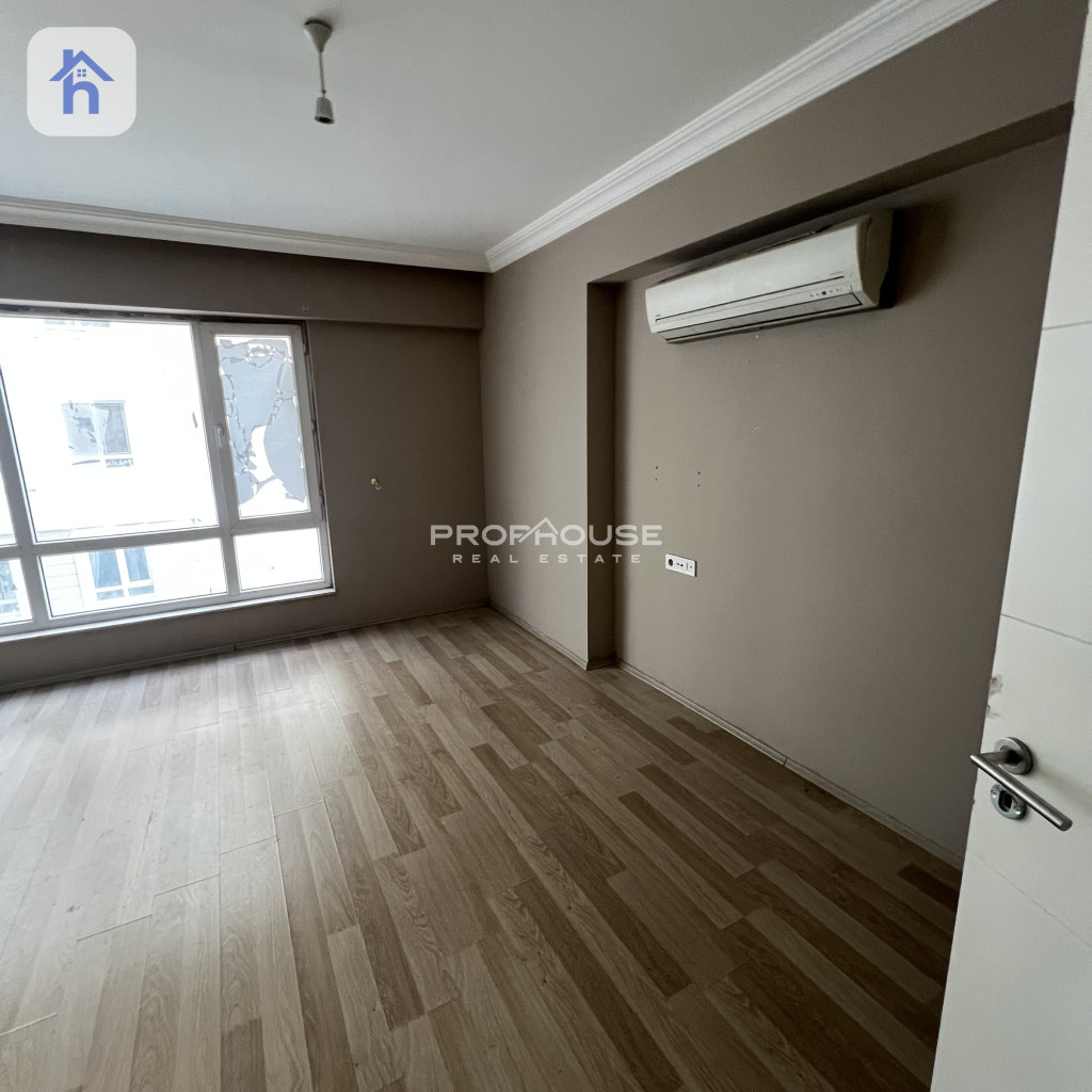 Spacious Apartment with 3 Bedrooms