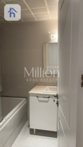 Spacious 2 Bedroom Apartment Image 12