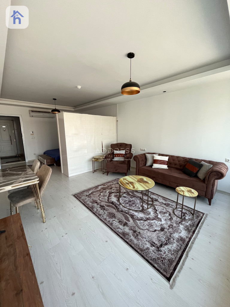 Cozy Studio Apartment with Stunning Views