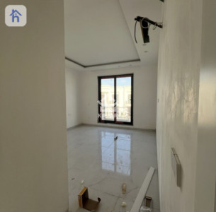 House (240m²) Image 11