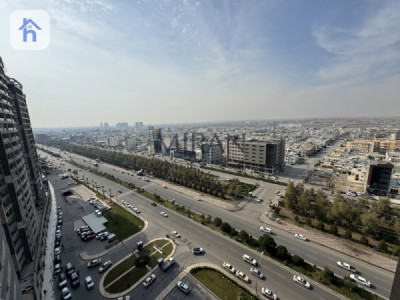 Modern Apartment with Spacious Living Area Image 12