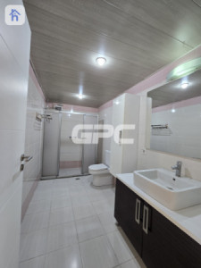 Spacious 3-Bedroom Apartment for rent Image 7