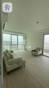 Luxurious Apartment in Empire Wings image 1