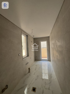 Spacious Family Home in Erbil image 10