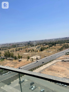 شوقەیەکی مۆدێرن بە دوو ژووری نوستن image 6
