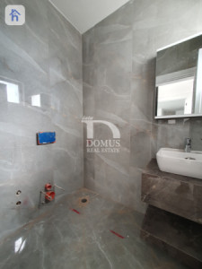 Spacious 4 Bedroom House for Sale Image 20