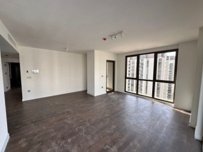 Spacious Apartment in Prime Location Image 3