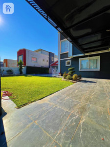 House (450m²) Image 3