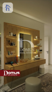 Modern House image 7
