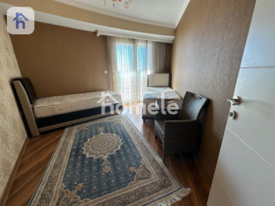 Spacious Apartment in Roya Tower Resim 3