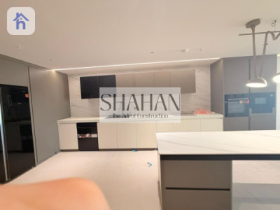 Spacious Apartment in Cavalli Tower image 1