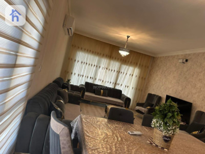 Modern Apartment with 2 Bedrooms image 2