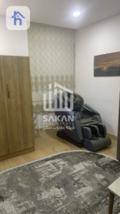 شوقەیەکی مۆدێرن لە یەک ژووری نوستن وێنە 7