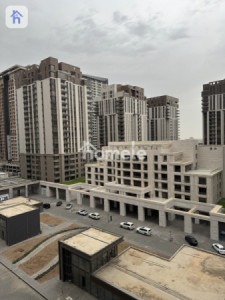 Modern Apartment image 2
