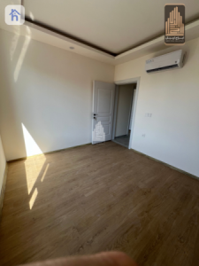 Apartment in Cash Image 4