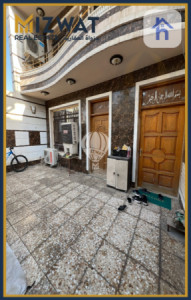 Modern house with multiple rooms Resim 6