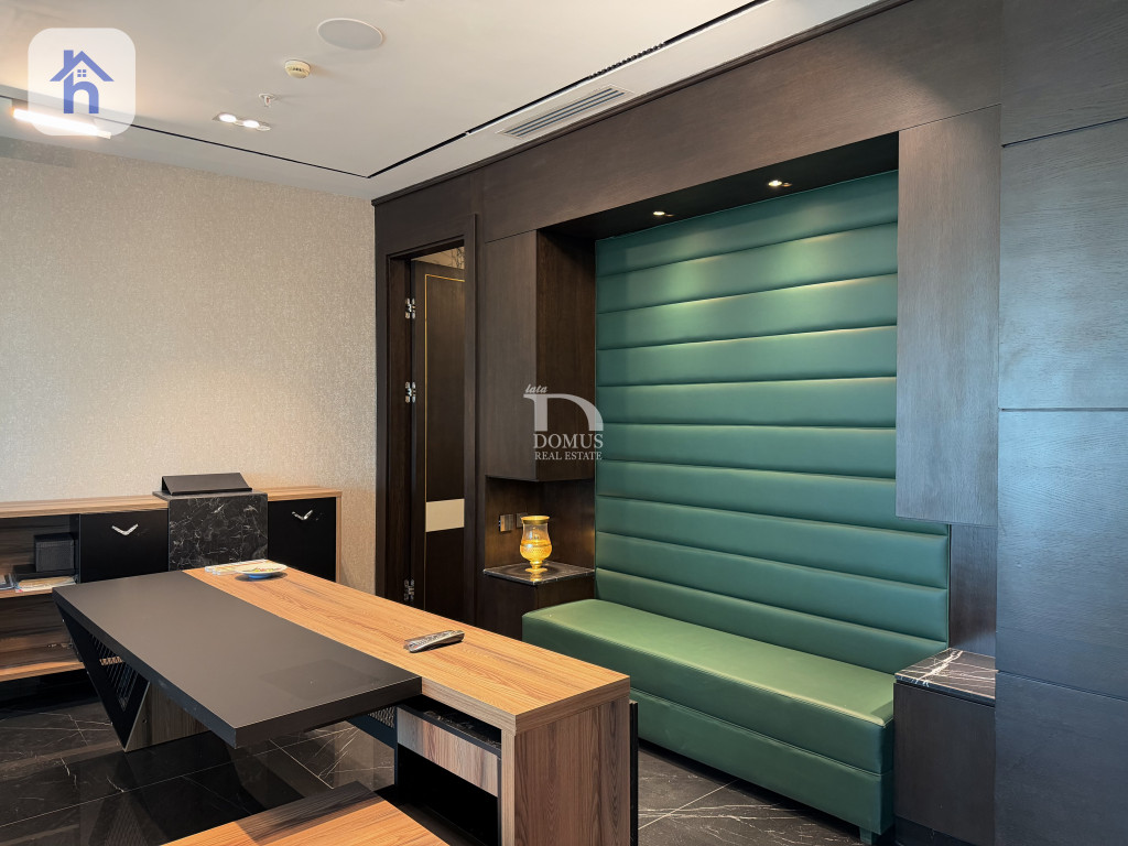 شوێنێکی سەرەکی بۆ ئۆفیس لە گۆڵان پارک وۆرڵد سێنتەر وێنە 2